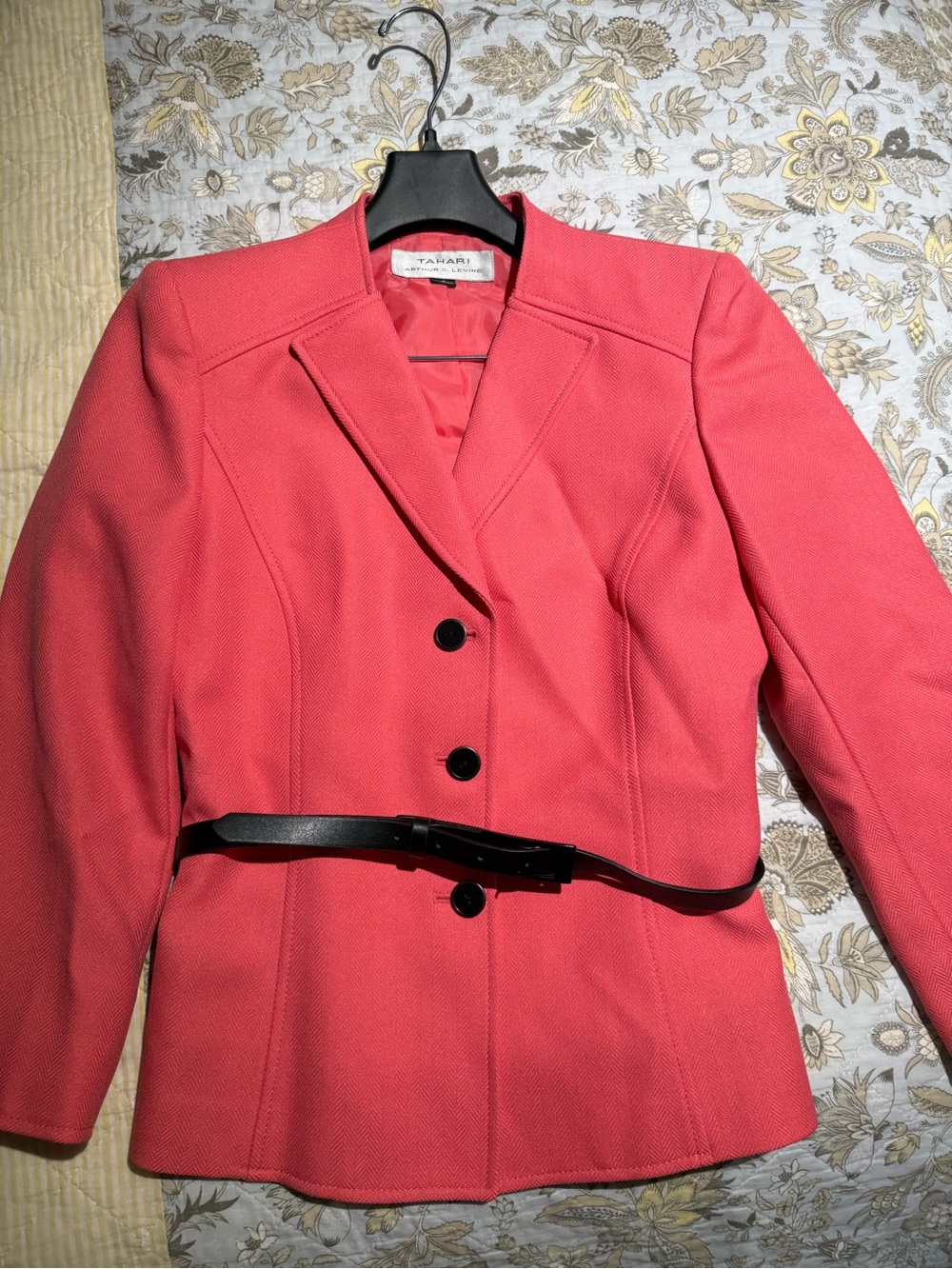 Tahari Arthur S. Levine Coral Herringbone Blazer – Size 4 w/ Coordinating Skirt